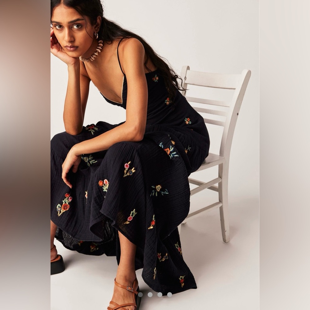 Hibiscus Tiered Maxi Dress